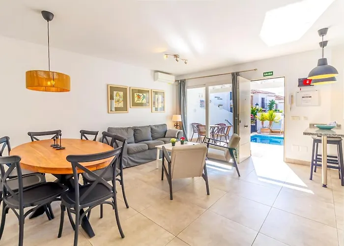 Βίλα Villa Parador *